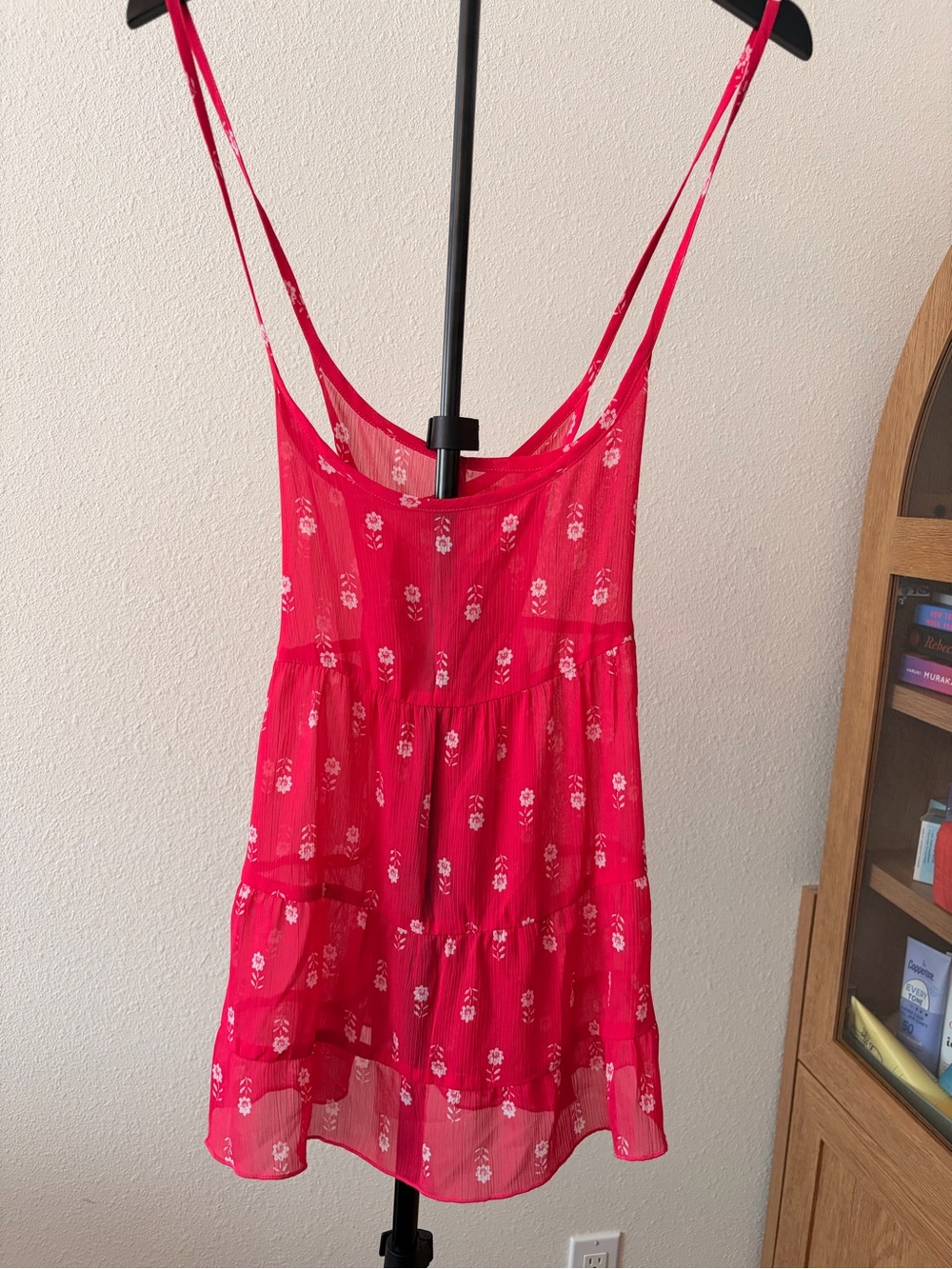 Mid 00’s Abercrombie Pink Sheer Floral Tiered Tunic Top